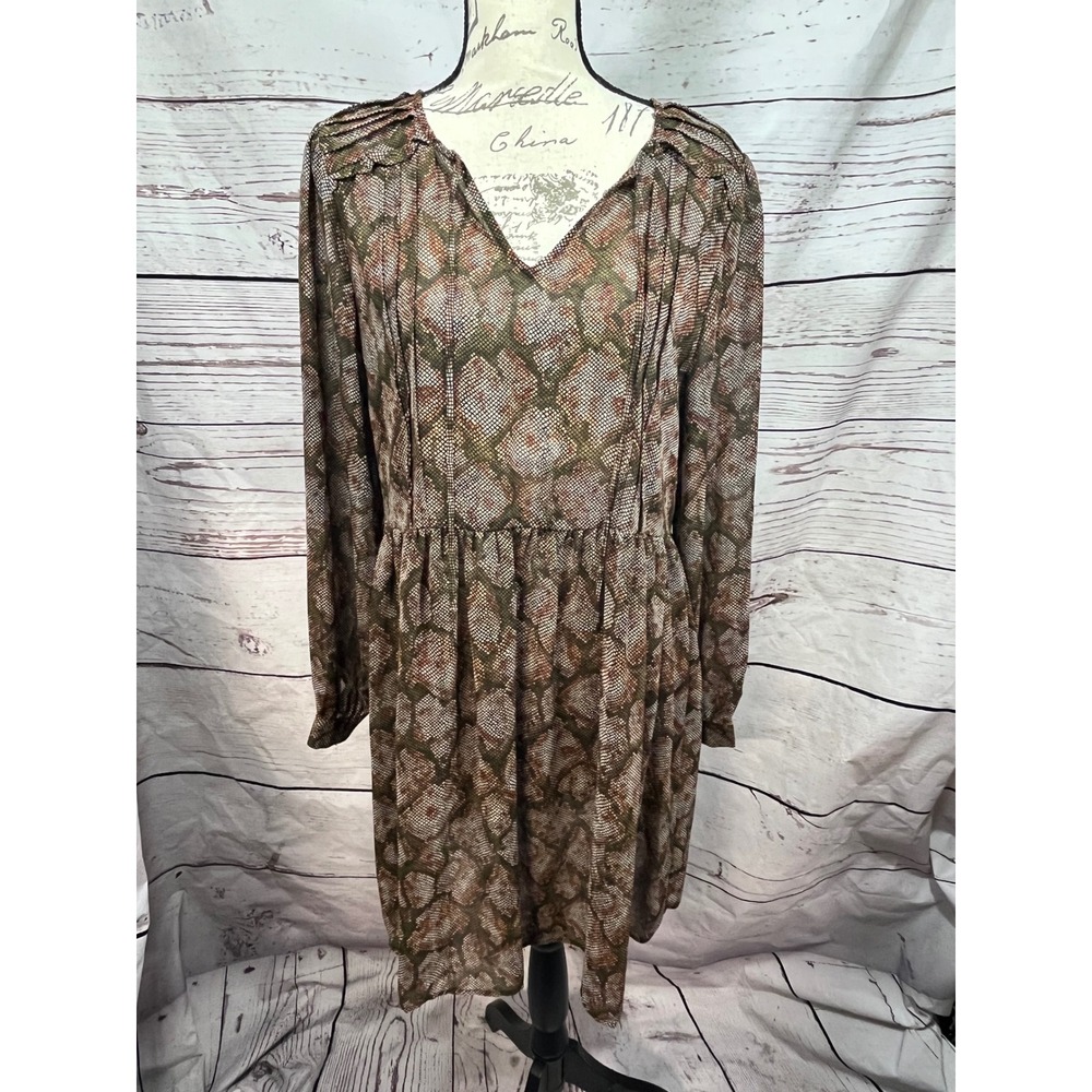 Sandy & Sid New York Dress L Snakeskin‎ Print Long Sleeve V Neck